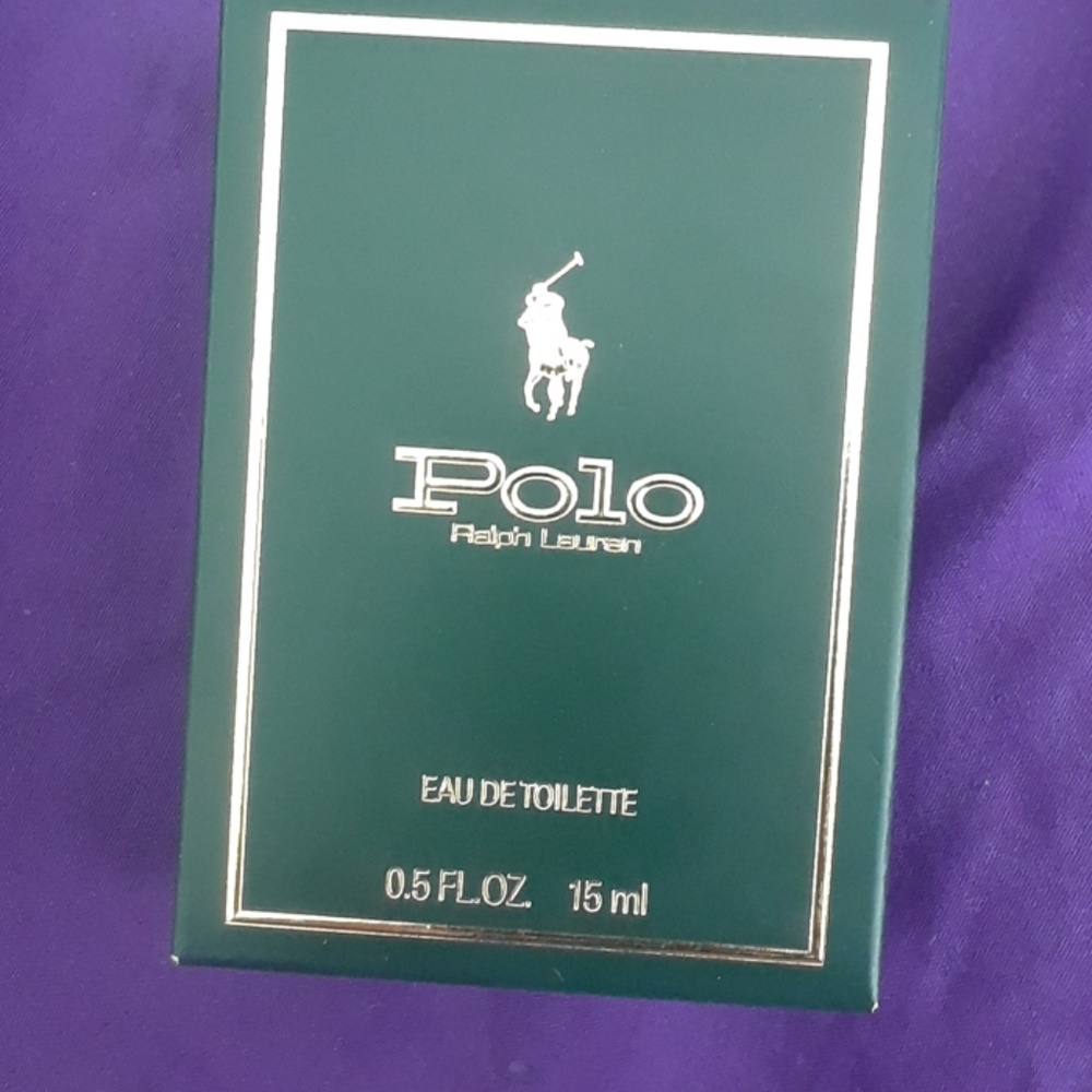 Men's cologne
